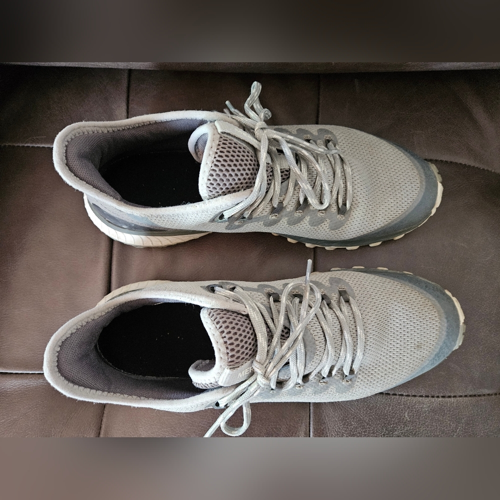 Merrell Women's Hiking Shoes - Picture 3 of 8